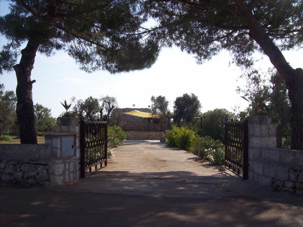 Hostal Trullo Contrada Stracca Alliste Exterior foto